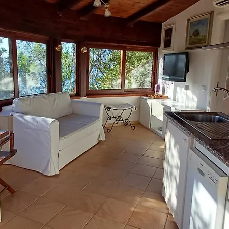 La Casetta A Due Passi Dal Mare Con Privata * カーポ・コーダ・カヴァッロ